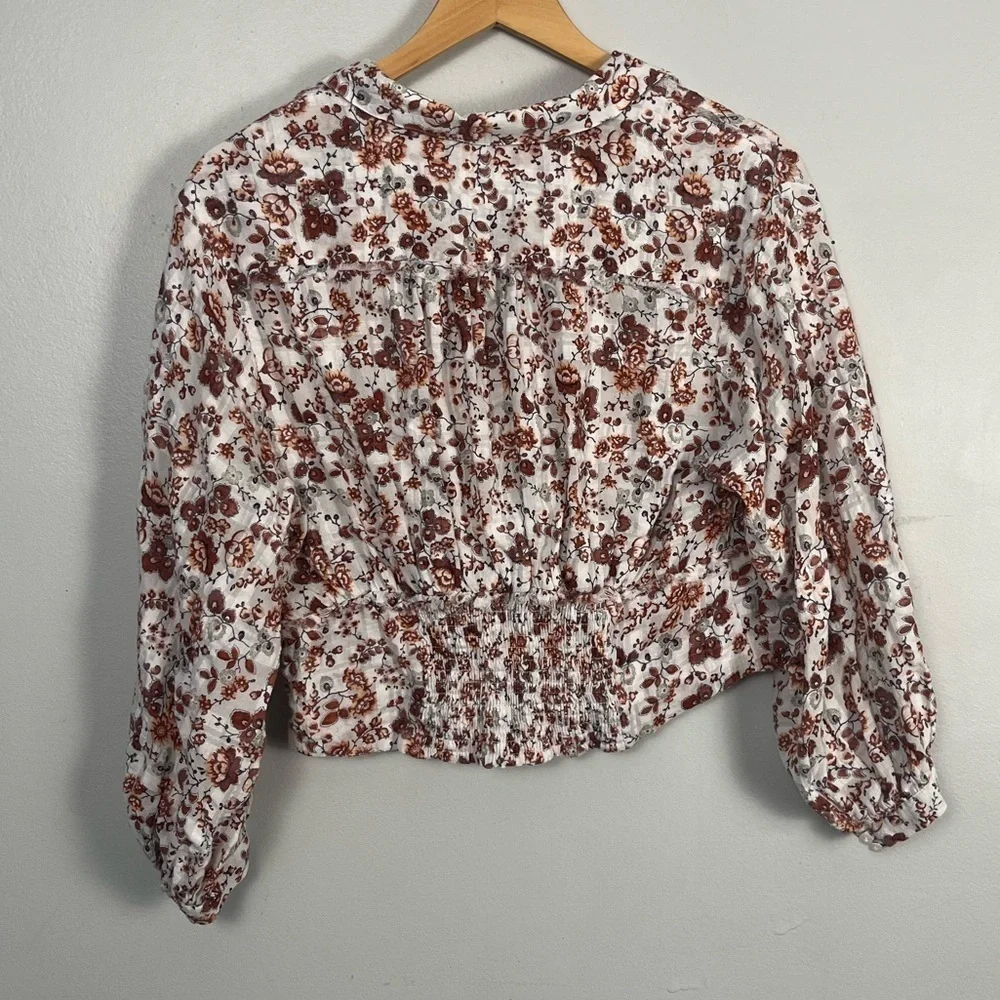 Anthropologie floral button crop long sleeve blouse size medium cream/brown